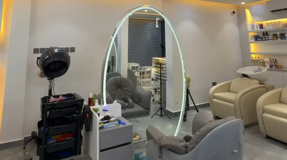 Styling room with lit mirror